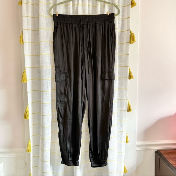 Z Supply - Women's Rory Cargo Jogger - Picture 9 of 9